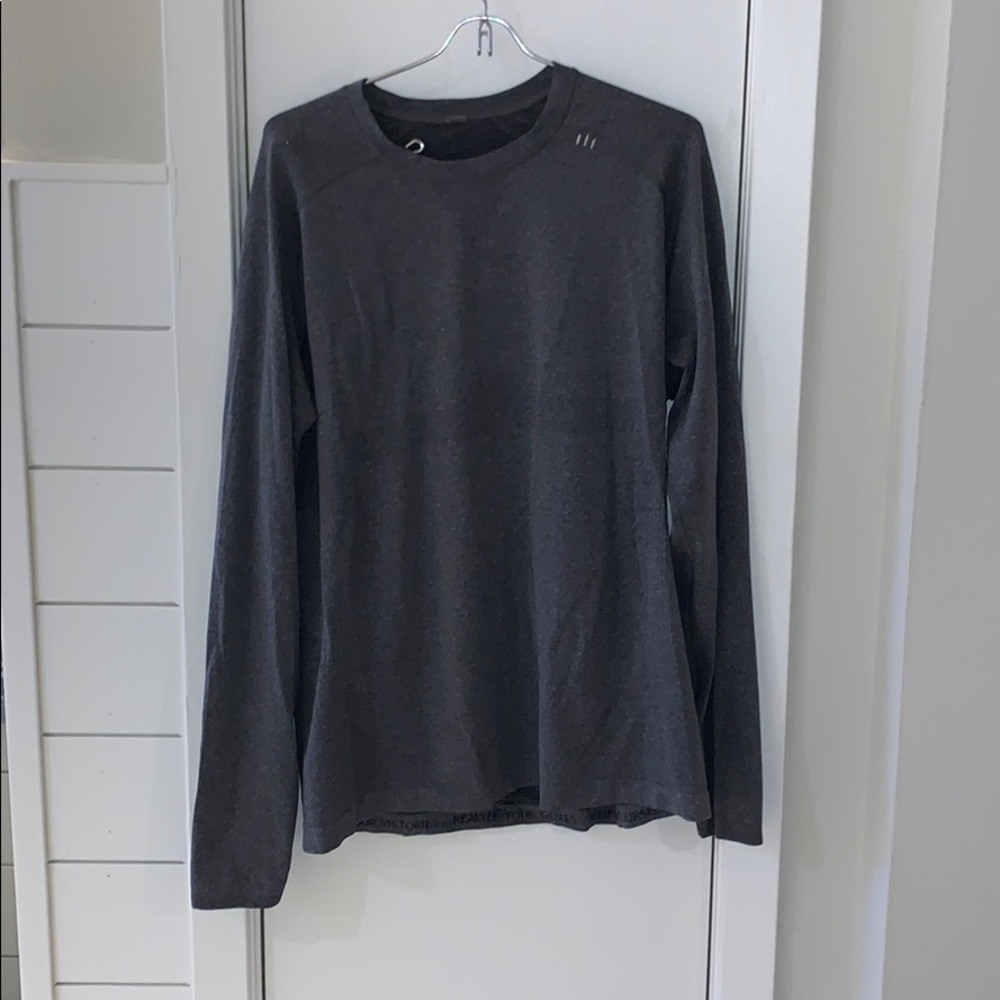 lululemon Men’s LS Swiftly, size large